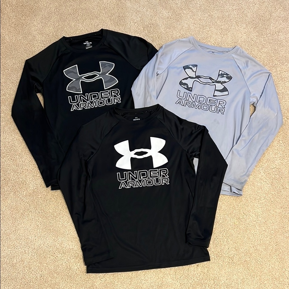 Under Armour Black and Gray Long Sleeve Tops